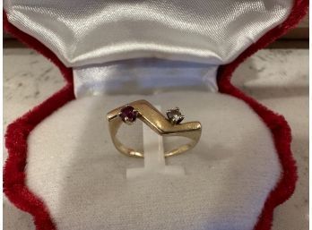 14k Ring With Red Stone And Diamond