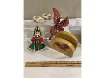 Lot Of 4 Handpainted Pottery Collectibles  & Beaded Ornaments