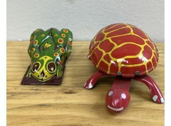 2 Vintage Metal Toys 'made In The USA' 1  Motion Turtle And 1 Clicker Frog