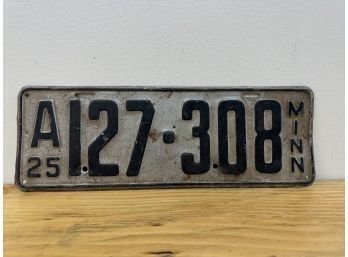 1925 Minnesota License Plate