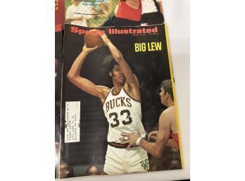 Large Lot 1970s Sports Illustrated Magazines