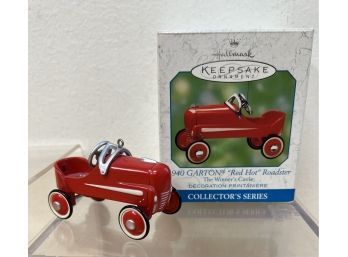 Hallmark Ornaments - 1940 Garton Red Hot Roadster - Winners Circle