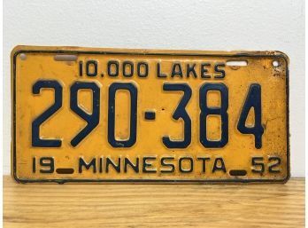 1952 1946 Minnesota License Plate