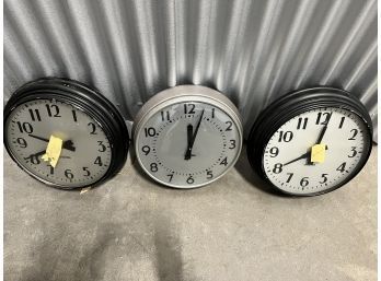 Set Of 3 Clocks