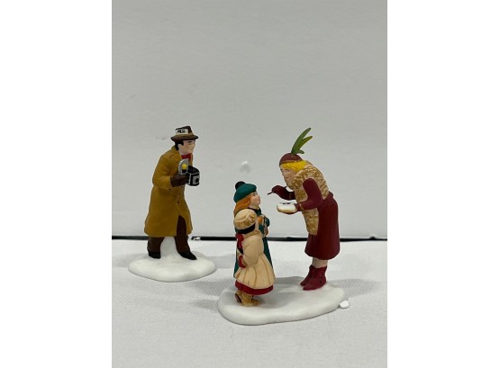 Department 56 Heritage Village Collection 'Big Smile For The Camera'