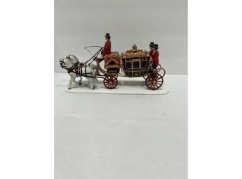 Department 56 'The Queen's Parliamentary Coach'