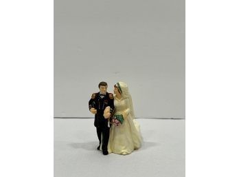 Department 56 Heritage Village Collection 'here Comes The Bride'
