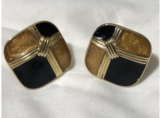 A Beautiful Pair Of Trifari Gold Tone Metal & Black Enamel Clip On Earrings