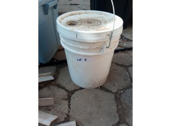 5 Gallon Bucket Paint Beige