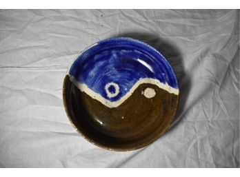 Hand Made Glaze Painted Ceramic Dish Signed With The Artists Mark