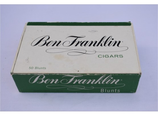 Classic Ben Franklin Cigar/blunts Box With An Assortment Of Old Matchbooks