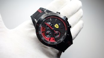 Scuderia Ferrari 0830260 Men's Redrev Evo Watch COMES WITH THE BOX - Black And Red Watch NEEDS BATTERIES