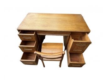 Mid-century Henredon Oak Desk
