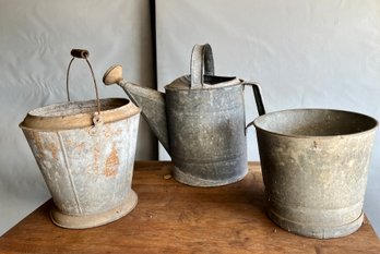 2 METAL BUCKETS AND 1 WATERING CAN