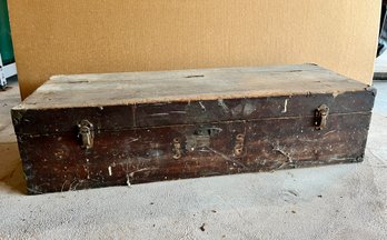 Vintage Wood Saw Tool Box W/ Saws