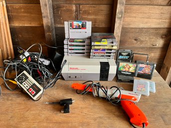 Large Nintendo Gaming System Lot With Games
