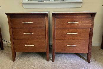 PAIR MID CENTURY BEDROOM TABLES PROFILE BY DREXEL