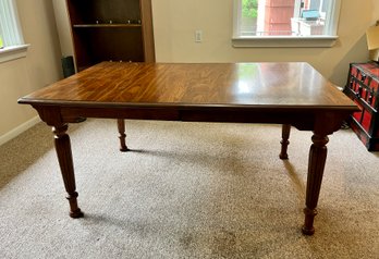 EXPANDING WOOD DINING TABLE W/ 2 LEAVES