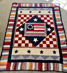 PATRIOTIC AMERICAN FLAG HOME-MADE PATCHWORK QUILT
