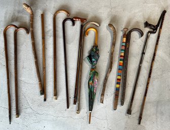 GROUP OF WALKING STICKS / CANES