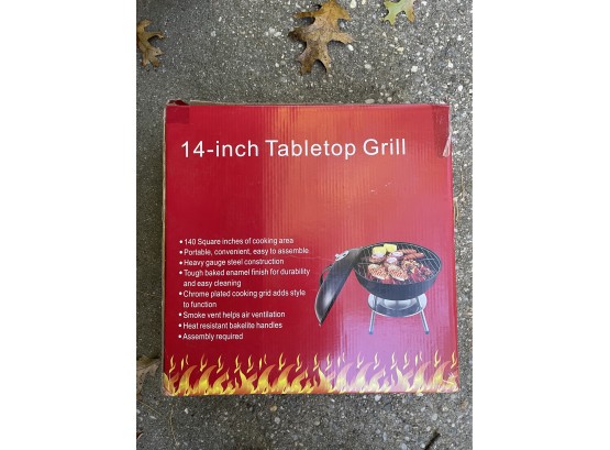 Mint In Box 14' Tabletop Grill