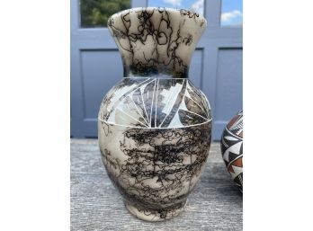 Tom Vail Jr. New Mexico Horse Hair Pottery Vase