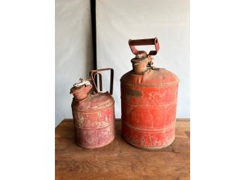 2 METAL SAFETY GASOLINE CANS