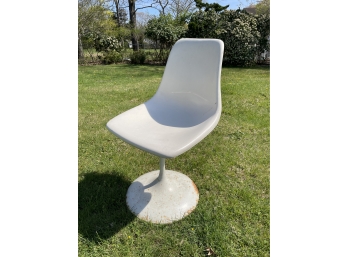 Saarinen Style Tulip Chair With Iron Base