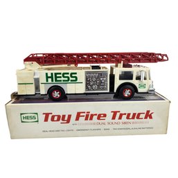 1989 Hess Toy Fire Truck With Dual Sound Siren