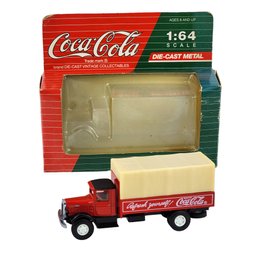 1991 Coca Cola Die-Cast Metal Vintage Collectables Vehicles Mack Model BM