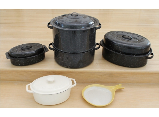 Black Enamelware Pots And Olive & Thyme Cast Iron Roaster