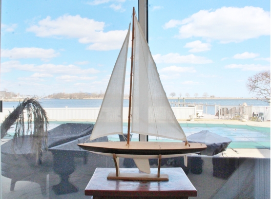 Authentic Model J Yacht A-Cup Contender