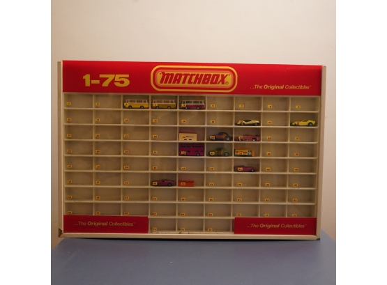RARE: MATCHBOX DISPLAY CASE WITH CARS 1984