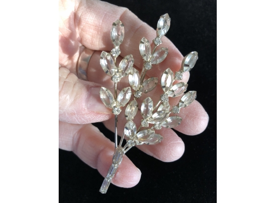 Classic Fetching 1940s Marquee Rhinestone Frond Brooch
