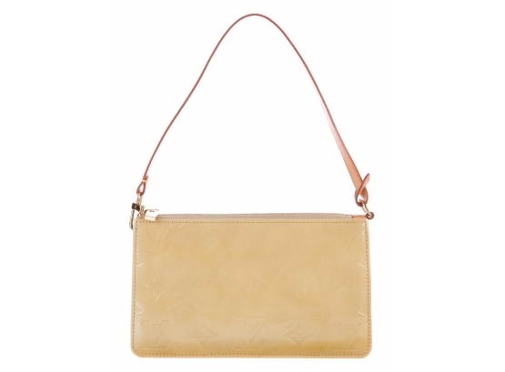 Louis Vuitton Monogram Vernis Pochette Accessoires Handbag (Retails For $760)