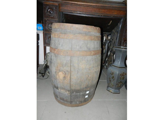 Antique Primitive Wooden Wine Whiskey Barrel W/Cork
