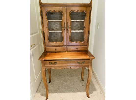 Beautiful Vintage Desk With Removable Hutch