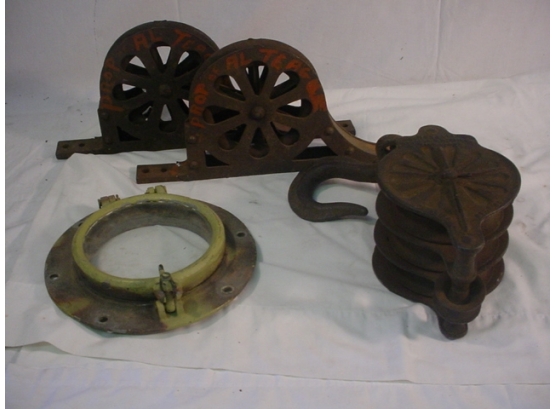 Novelty Industrial Strength Pulley, Pat 1885, Maritime Porthole Window, 2 Pulleys  (1413)