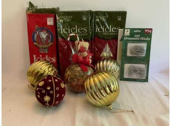 Icicles,plastic Balls, Bear Ornament, Velour Ornament, Ornament Hooks