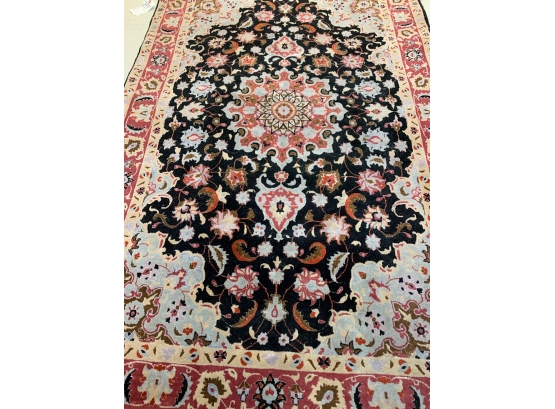 Fine Hand Knotted Persian Silk&Wool Tabriz Rug  60'x36'.  #3182