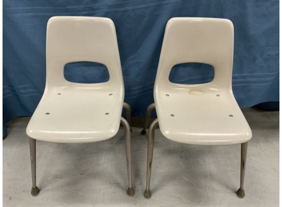 Pair Of Fiberglass Brunswick Mid Century Youth Chairs