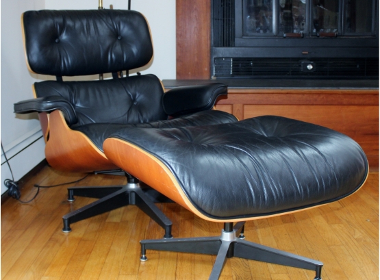 HERMAN MILLER-EAMES Mid Century Modern Chair W/Stool!! - Item #01