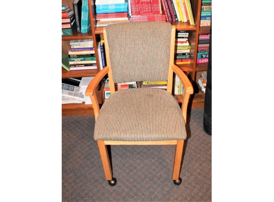 Vintage Chair W/ Wheels!! BSMT Item #182