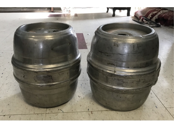 121. Antique Kegs (2)