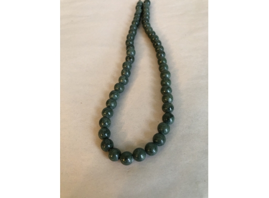 Vintage Spinach Jade Beads
