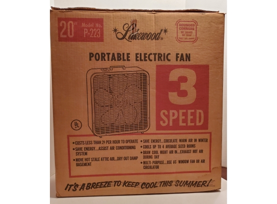 VERY COOL LITERALLY ! Vintage MC Lakewood Portable Electric Box Fan PICKUP ONLY