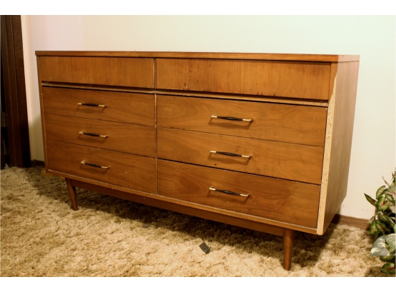 Dresser,  54 X 18 X 31, Older With 6 Drawers