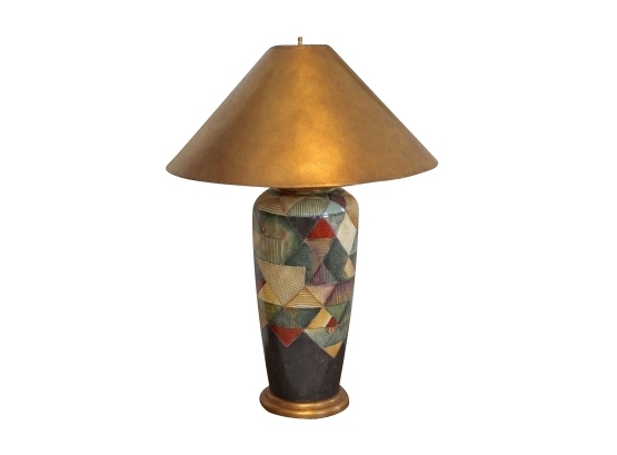 Geometric Pattern Modern Table Lamp With Wide Gold Shade