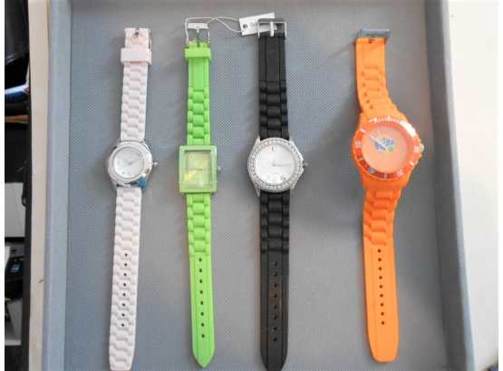 Watches - Lot 355