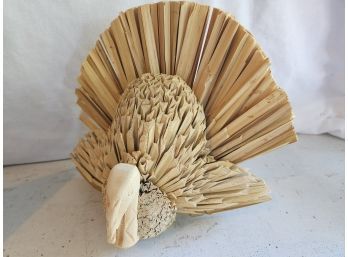 Wood And Straw Thankstgiving Turkey Decoration